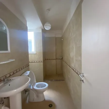 Apartament Me Qera * Shengjin