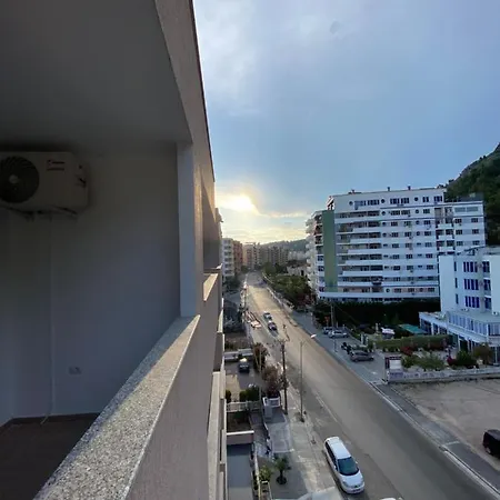 Apartament Me Qera *